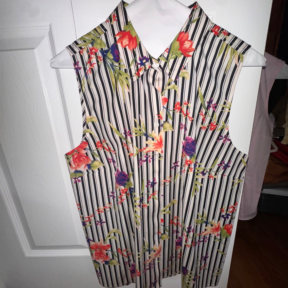 Chico's No-Iron Sleeveless Shirt Womens 1.5 L Multicolor Floral Striped Blouse